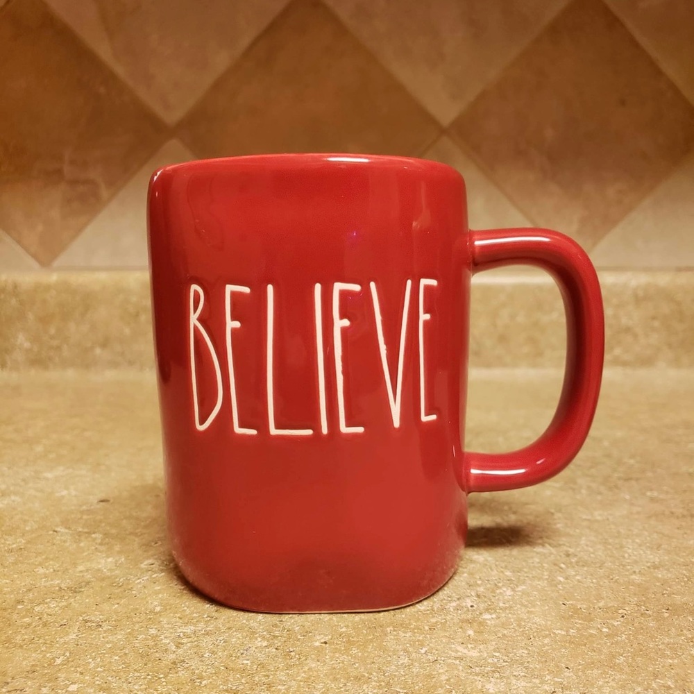 🎁 New Rae Dunn BELIEVE Christmas Coffee Mug